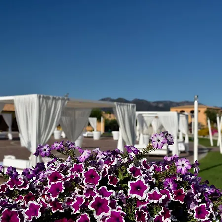 Janna E Sole 4* Agrustos