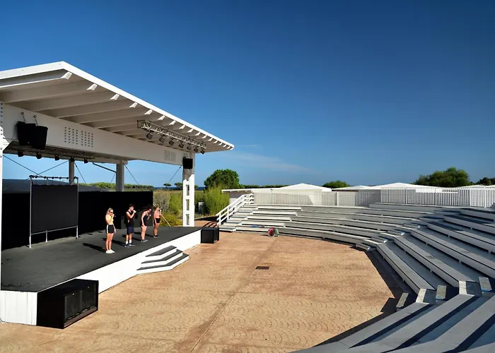 Janna E Sole Budoni Agrustos