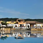 Janna E Sole Budoni Agrustos