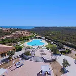 Ξενοδοχείο Janna E Sole Budoni 4*