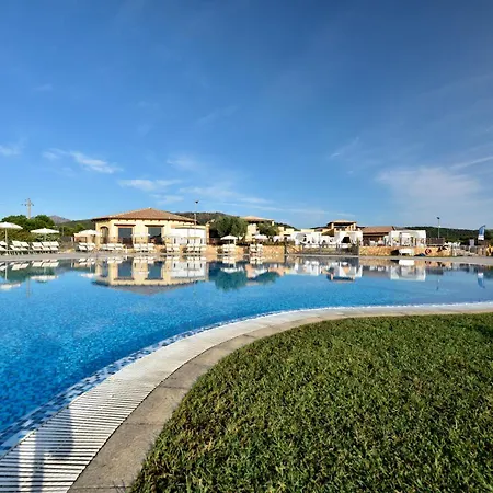 Janna E Sole Hotel Agrustos