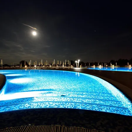 Janna E Sole 4* Agrustos