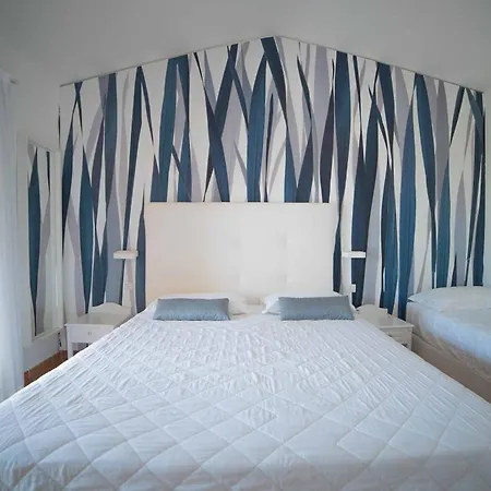 Janna E Sole Agrustos